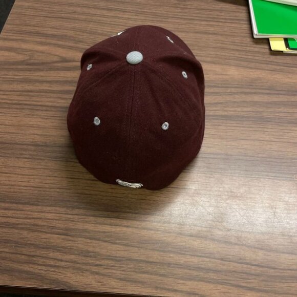Zephyr Men's Baseball Hat - Mississippi State Univ. - Maroon - Size M - GUC - Picture 6 of 11